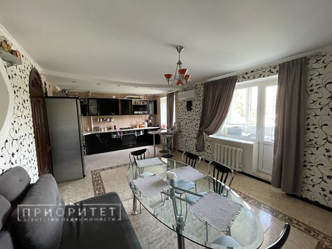 Продается 4-комнатная квартира 121 кв. м в Одессе, ул. Левитана
