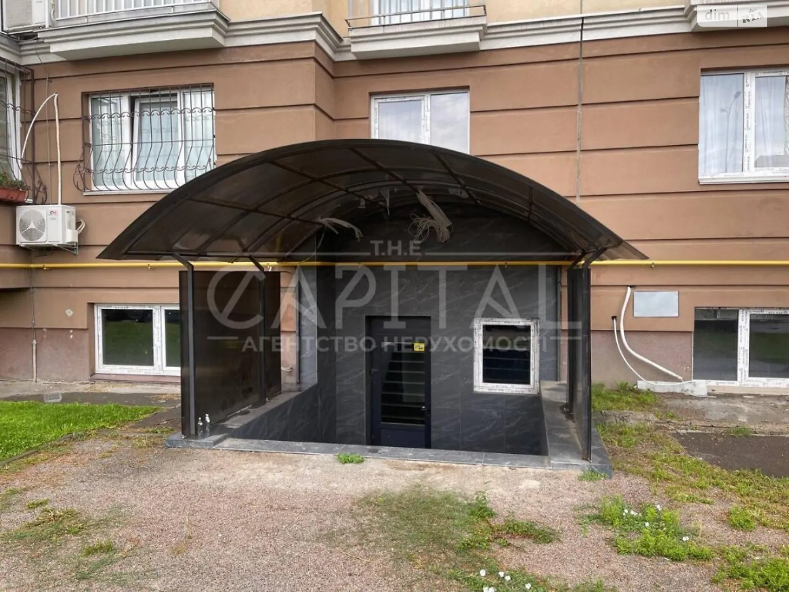 Продається приміщення вільного призначення 280 кв. м в 9-поверховій будівлі, цена: 480000 $ - фото 1