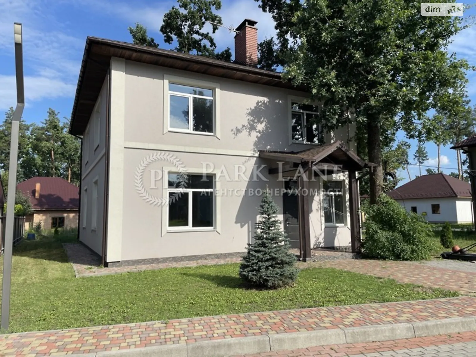 Продается дом на 2 этажа 212 кв. м с террасой, цена: 175000 $ - фото 1