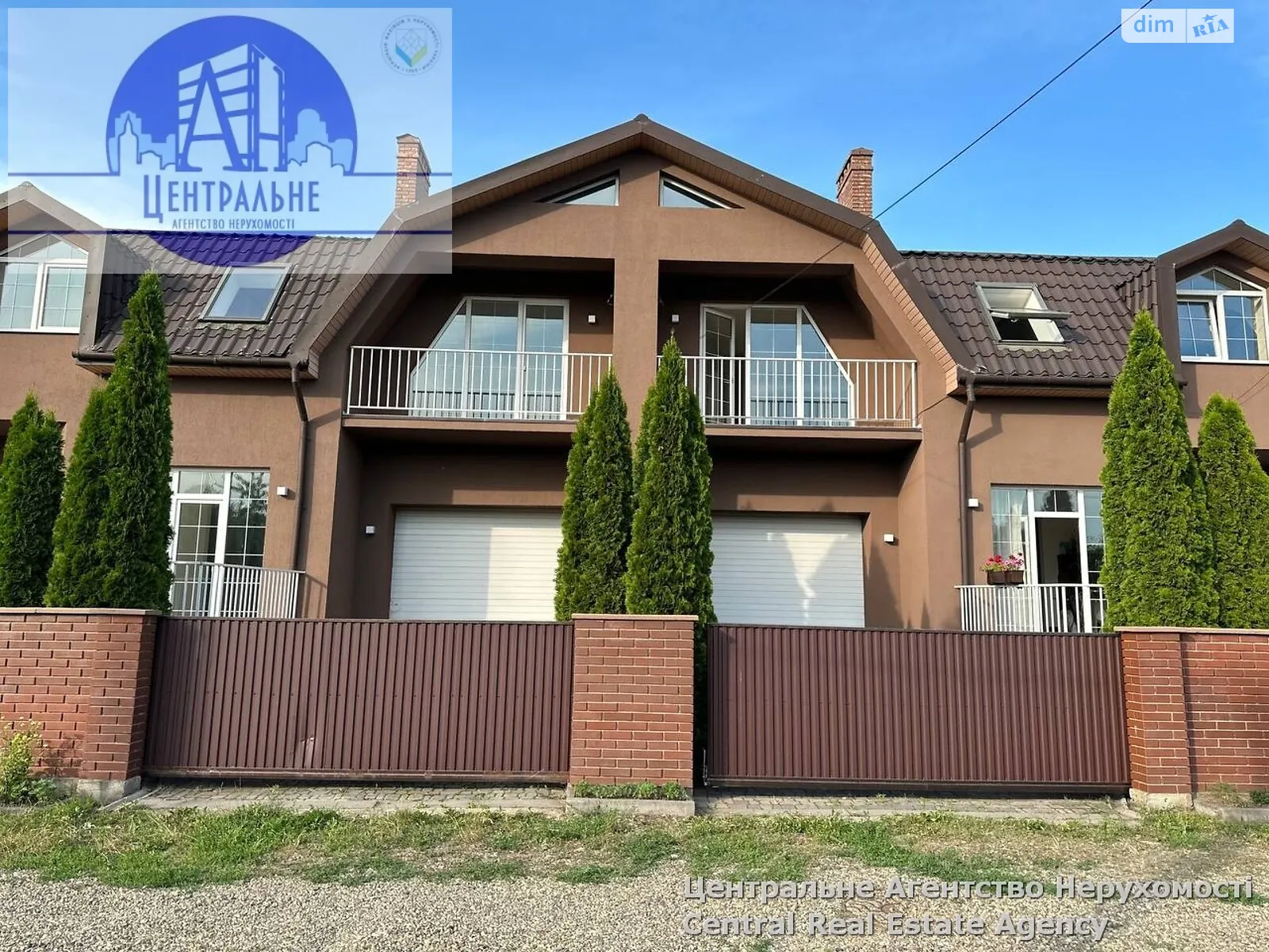 Продается дом на 2 этажа 365.9 кв. м с гаражом, цена: 169000 $ - фото 1