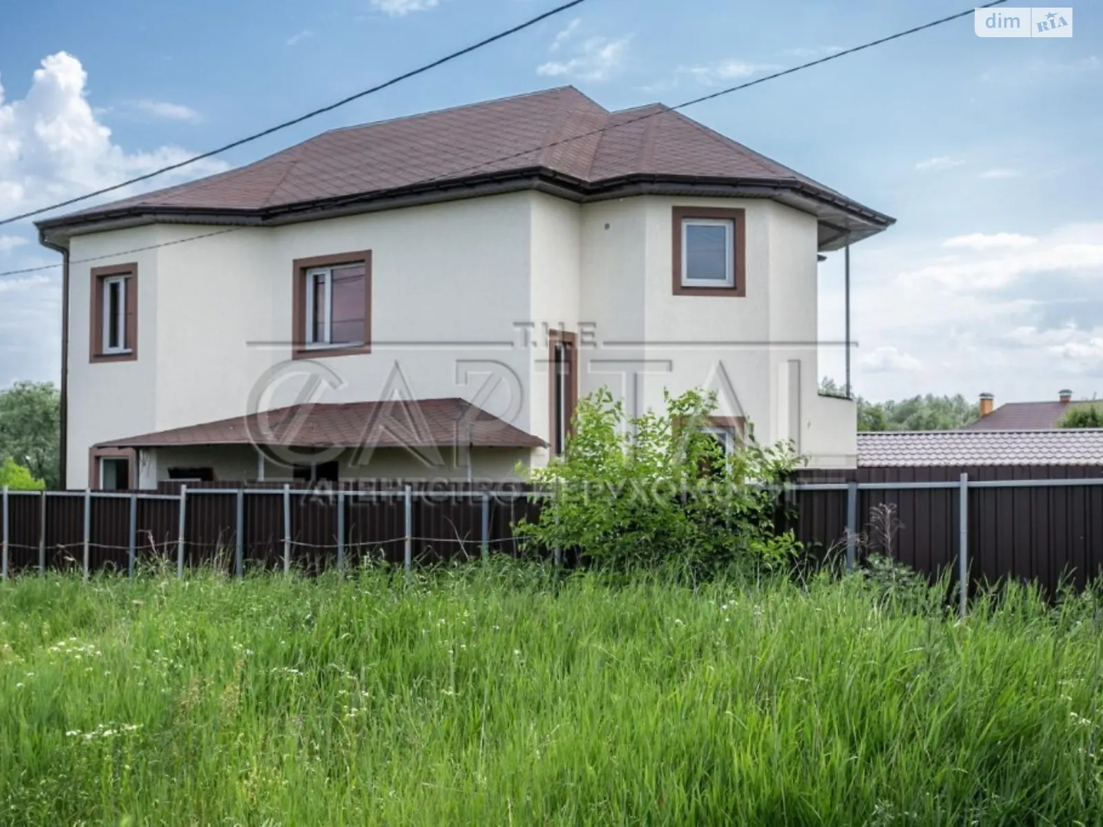 Продається будинок 2 поверховий 240 кв. м з гаражем, цена: 185000 $