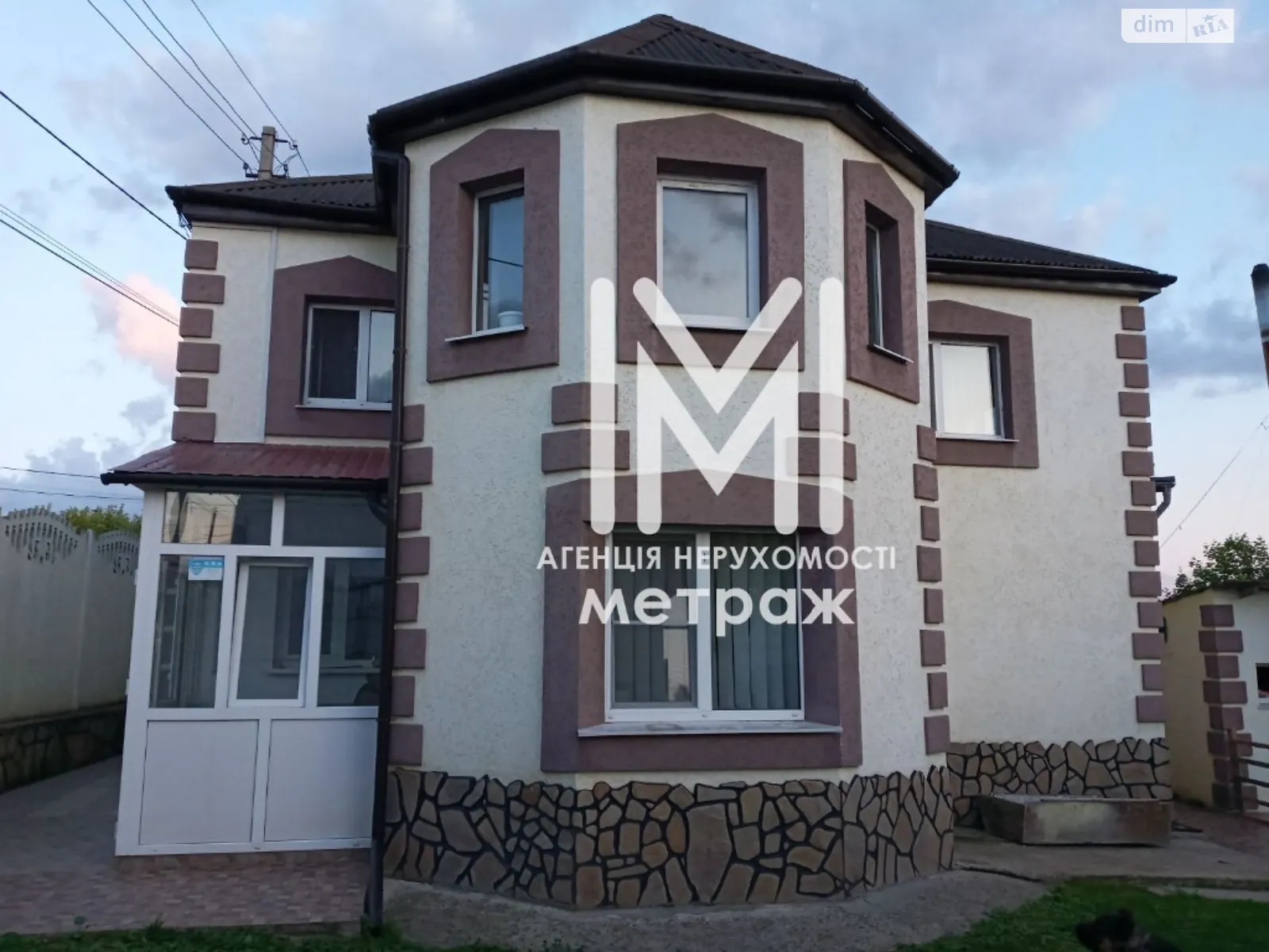 Продается дом на 2 этажа 117 кв. м с камином, цена: 120000 $ - фото 1