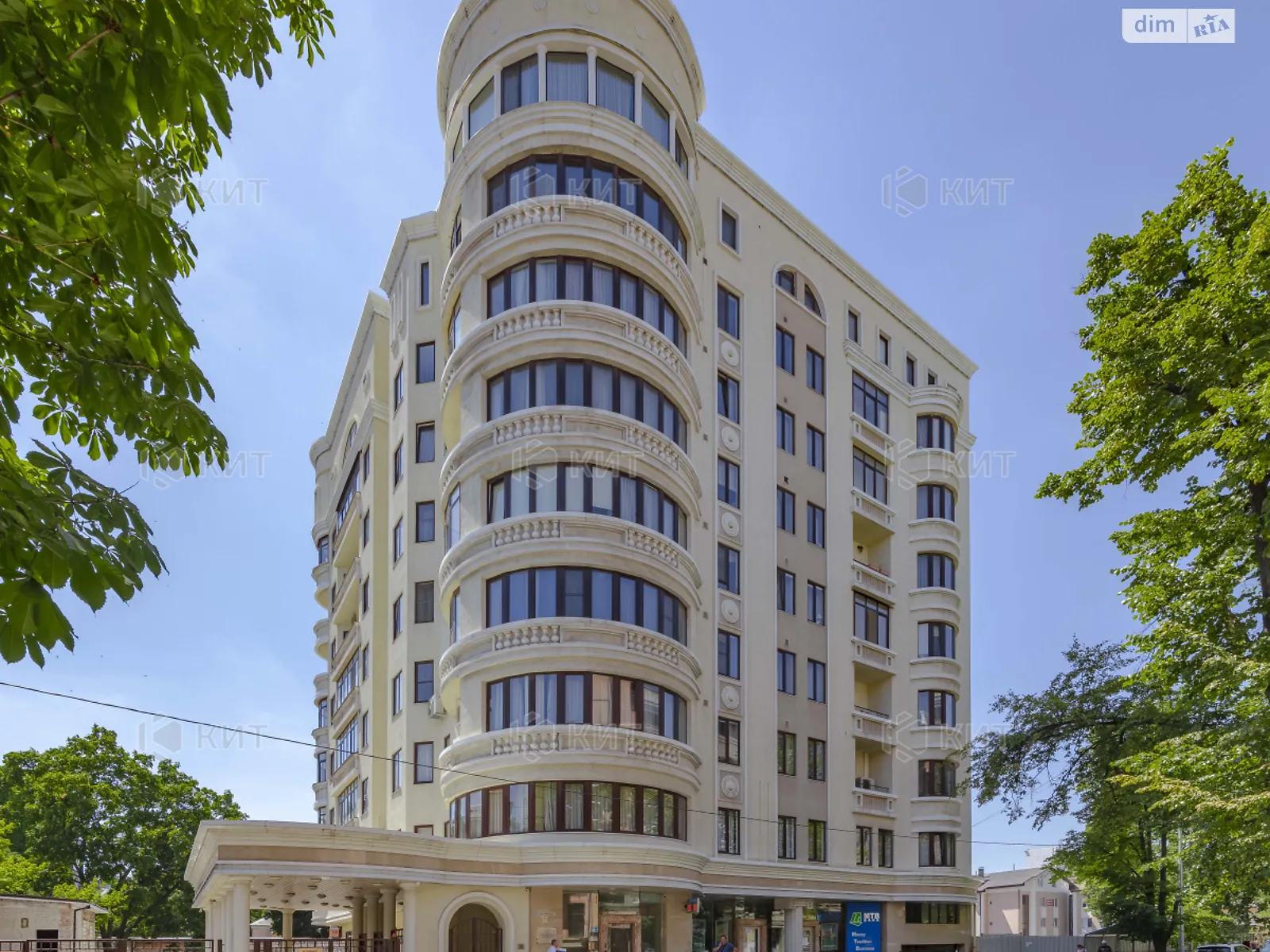 Продается 3-комнатная квартира 90 кв. м в Харькове, ул. Свободы, 36А - фото 1
