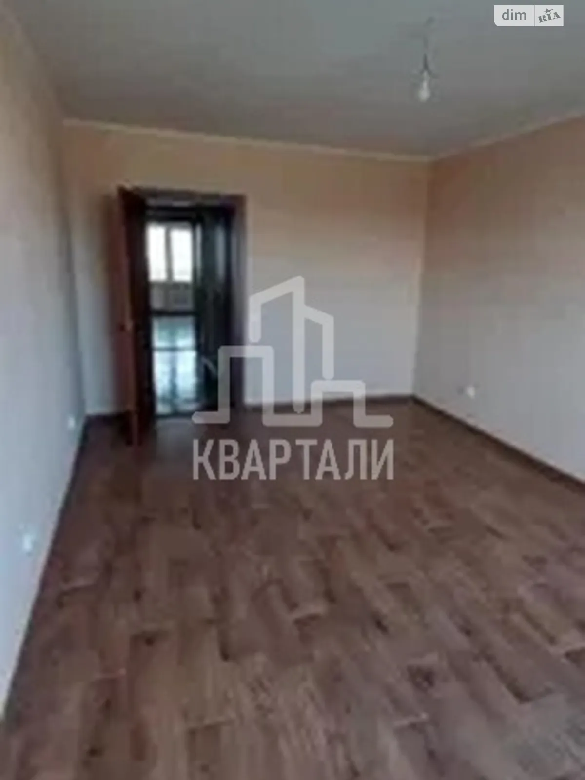 Продается 1-комнатная квартира 61 кв. м в Киеве, пер. Балтийский, 5 - фото 1