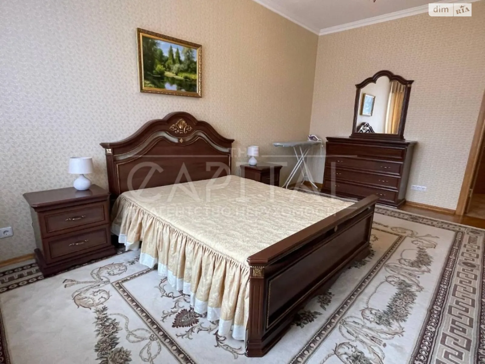 Продается 4-комнатная квартира 200 кв. м в Киеве, ул. Старонаводницкая, 13А