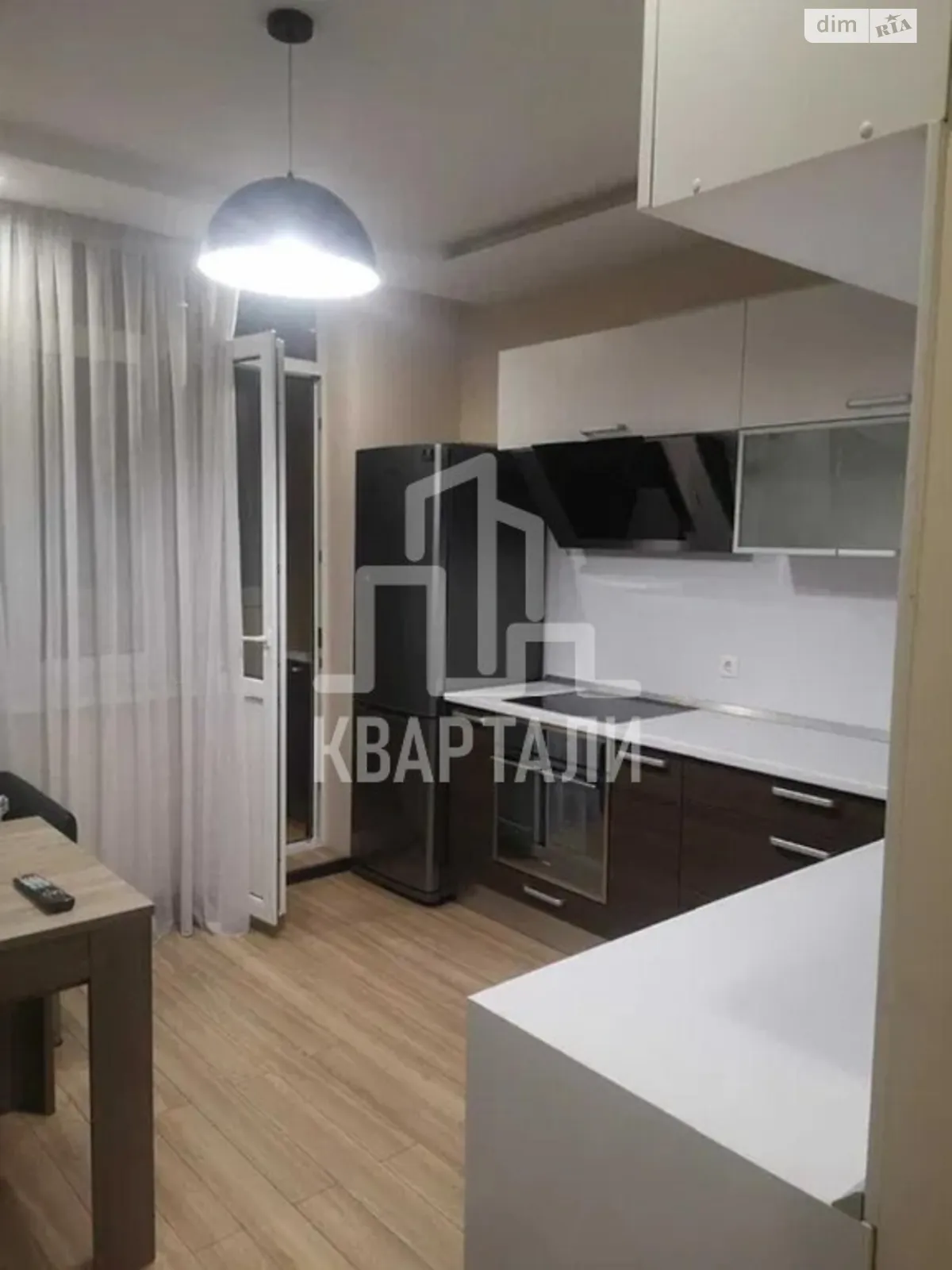 Продается 1-комнатная квартира 52 кв. м в Киеве, ул. Саперно-Слободская, 24 - фото 1