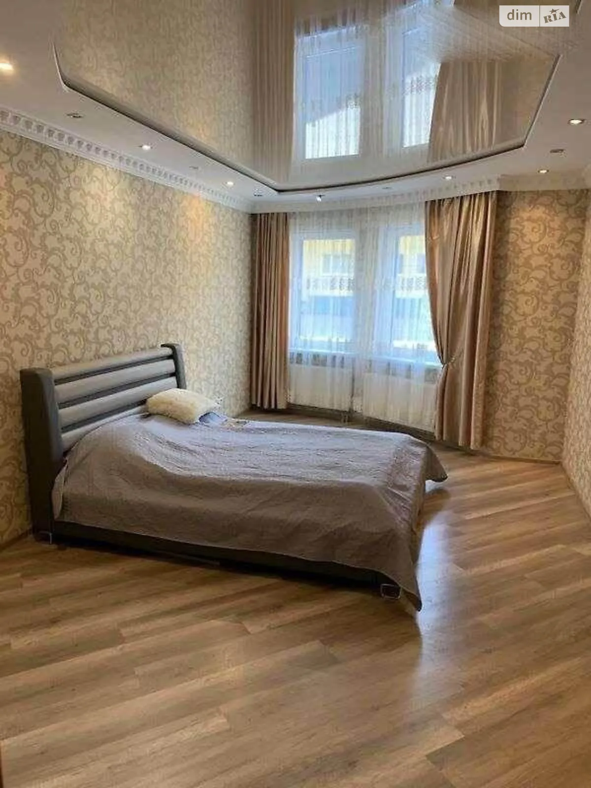 Продается 3-комнатная квартира 89 кв. м в Киеве, цена: 85000 $