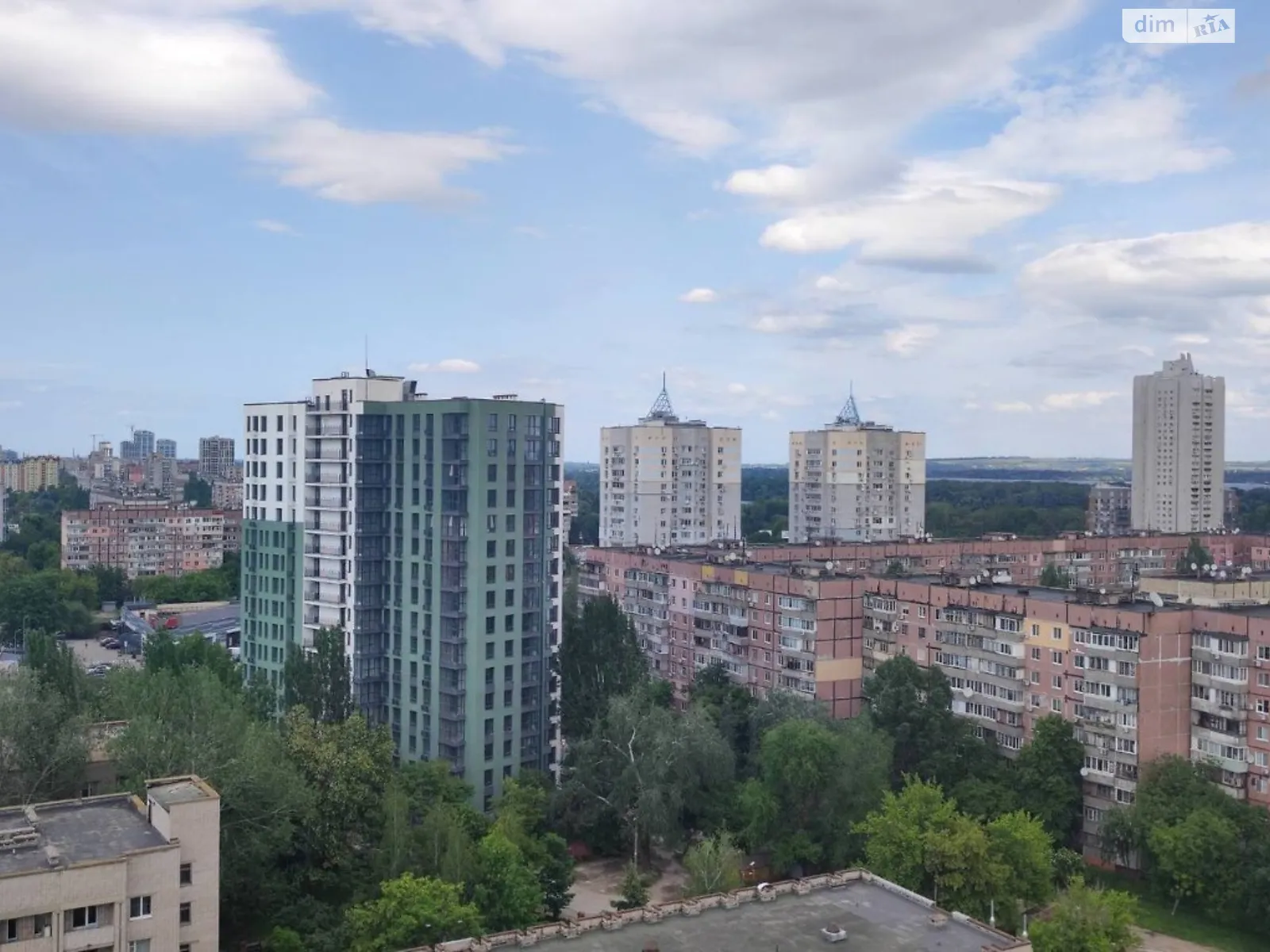 Продается 2-комнатная квартира 79 кв. м в Днепре, просп. Героев - фото 1