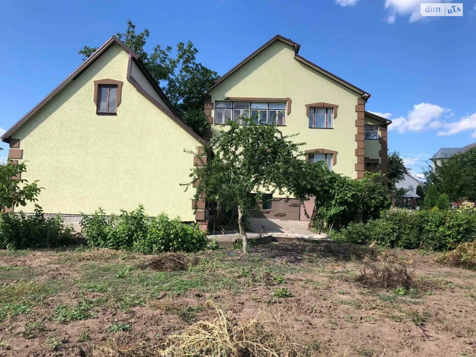 Продається будинок 2 поверховий 360 кв. м з каміном, цена: 365000 $