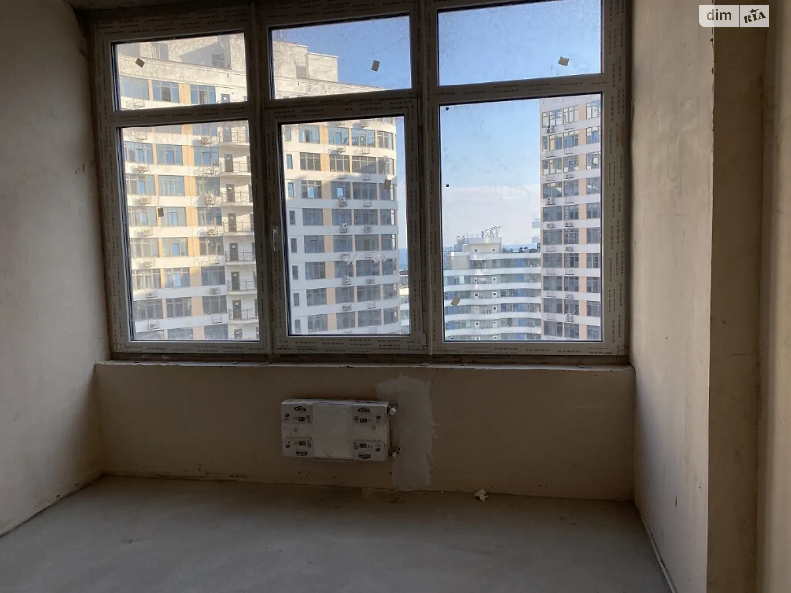 Продается 1-комнатная квартира 36 кв. м в Одессе, ул. Каманина, 16А