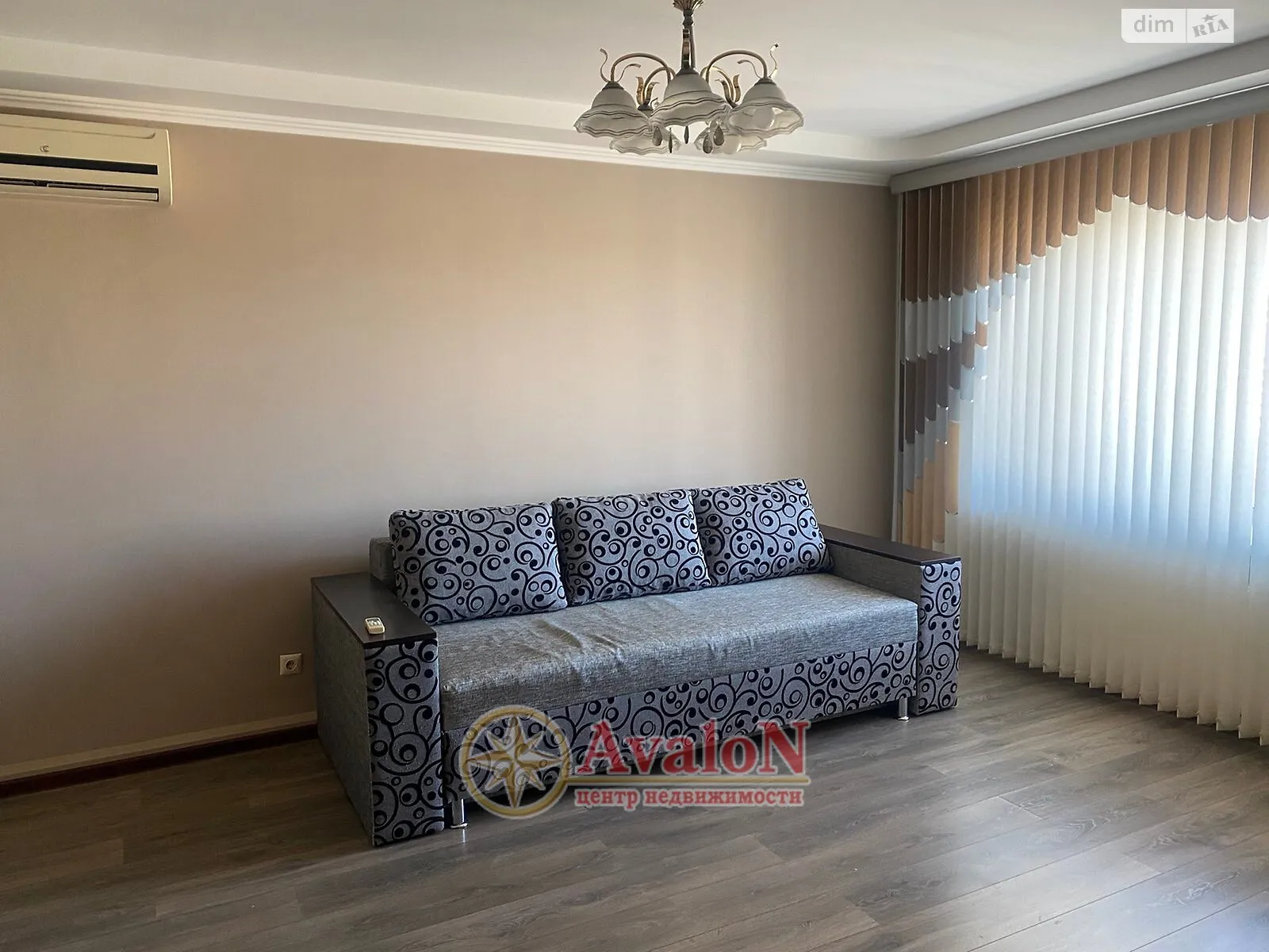 Продается 2-комнатная квартира 53 кв. м в Одессе, ул. Палия Семена, 103 - фото 1