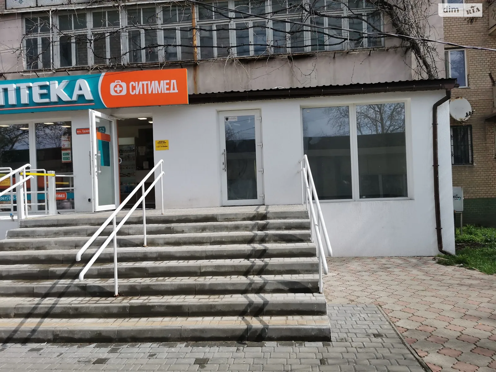 Сдается в аренду помещения свободного назначения 43.2 кв. м в 9-этажном здании, цена: 20000 грн - фото 1