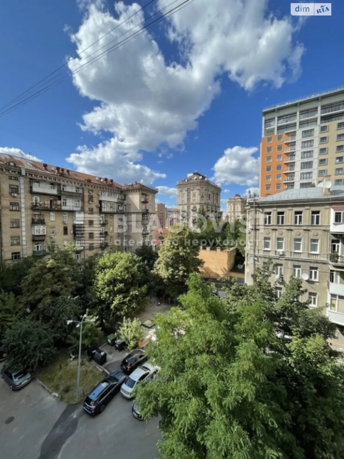 Продается 3-комнатная квартира 93 кв. м в Киеве, пл. Бессарабская, 5 - фото 1