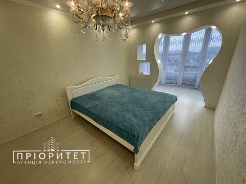 Продается 1-комнатная квартира 40 кв. м в Одессе, ул. Львовская
