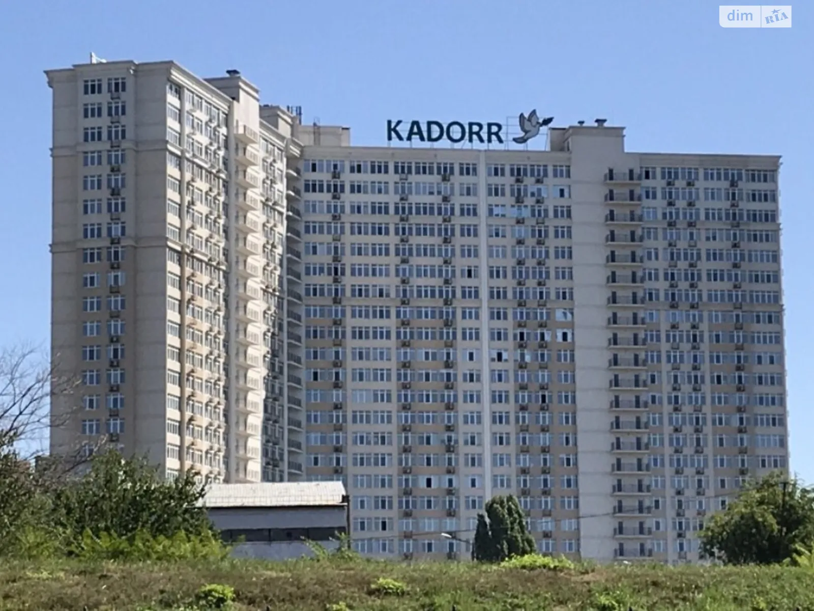 Продается 1-комнатная квартира 42 кв. м в Одессе, ул. Бассейная - фото 1