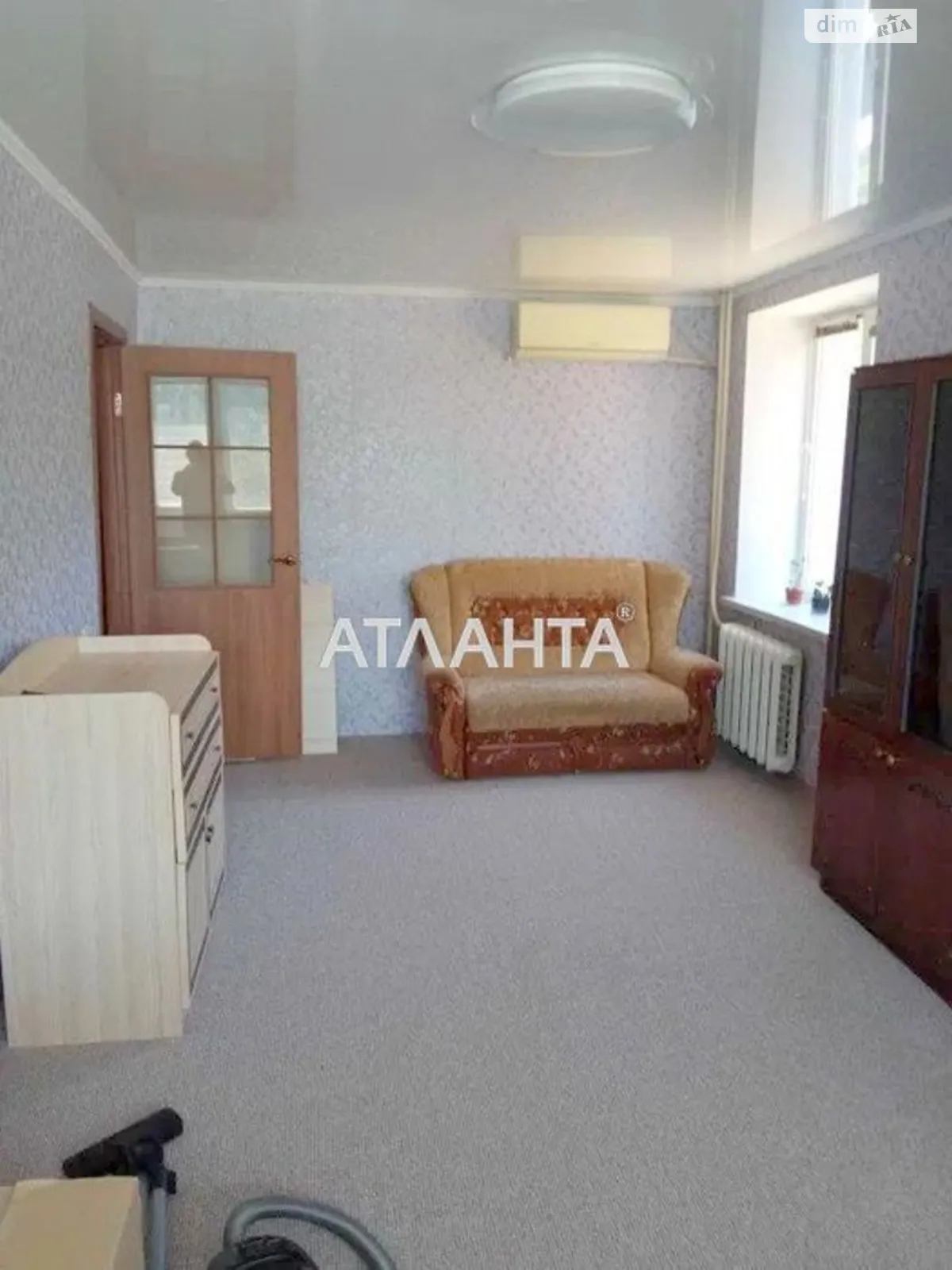 Продается 1-комнатная квартира 34 кв. м в Черноморском, ул. Гвардейская - фото 1