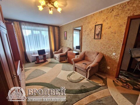 Продается 1-комнатная квартира 30.5 кв. м в Чернигове, ул. Полины Осипенко