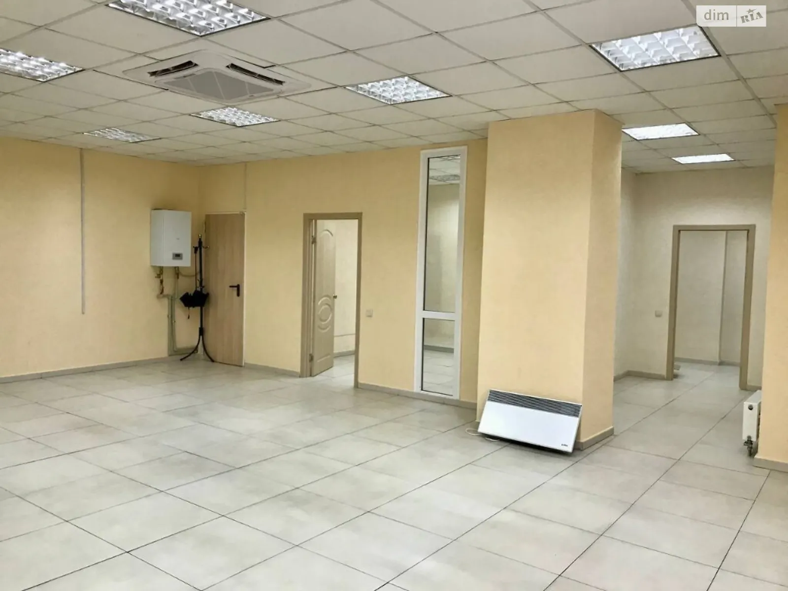 Сдается в аренду офис 126 кв. м в бизнес-центре - фото 2