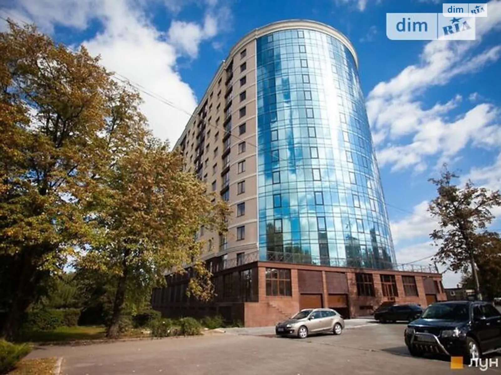 Продается 3-комнатная квартира 137 кв. м в Хмельницком - фото 1