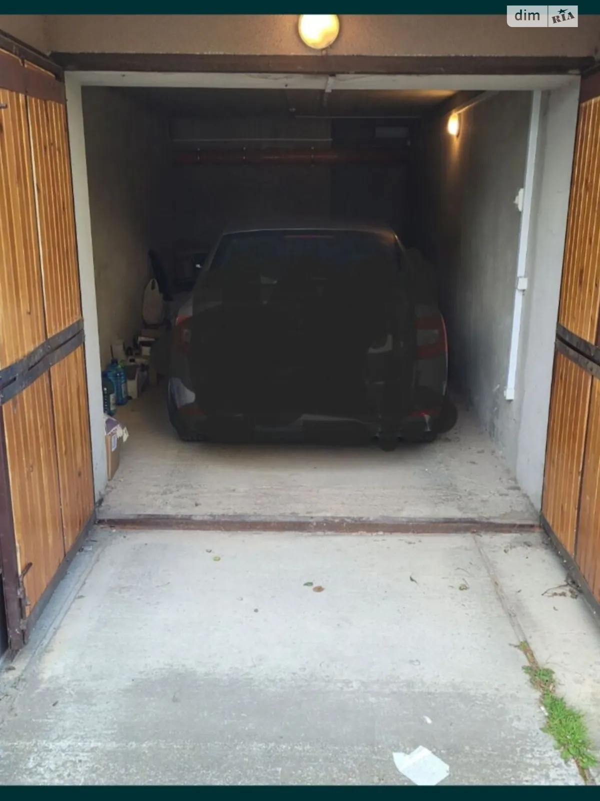 Продается отдельно стоящий гараж под легковое авто на 17 кв. м - фото 2