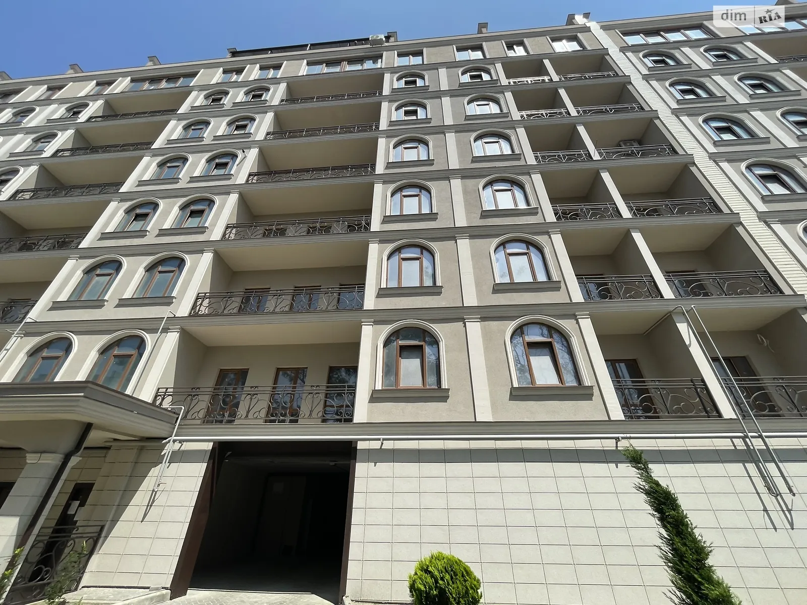 Продається 2-кімнатна квартира 79.7 кв. м у Одесі, вул. 10-а Лінія Дачі Ковалевського, 91