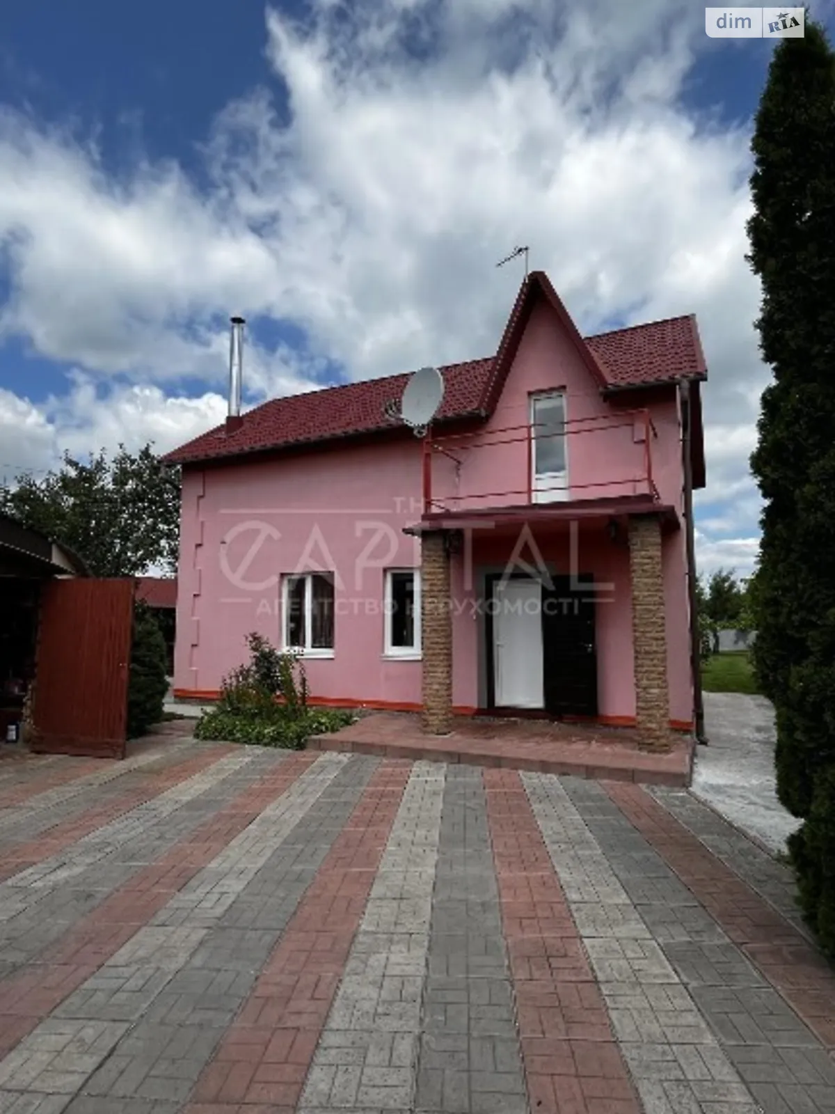 Продається будинок 2 поверховий 180 кв. м з каміном, цена: 162000 $