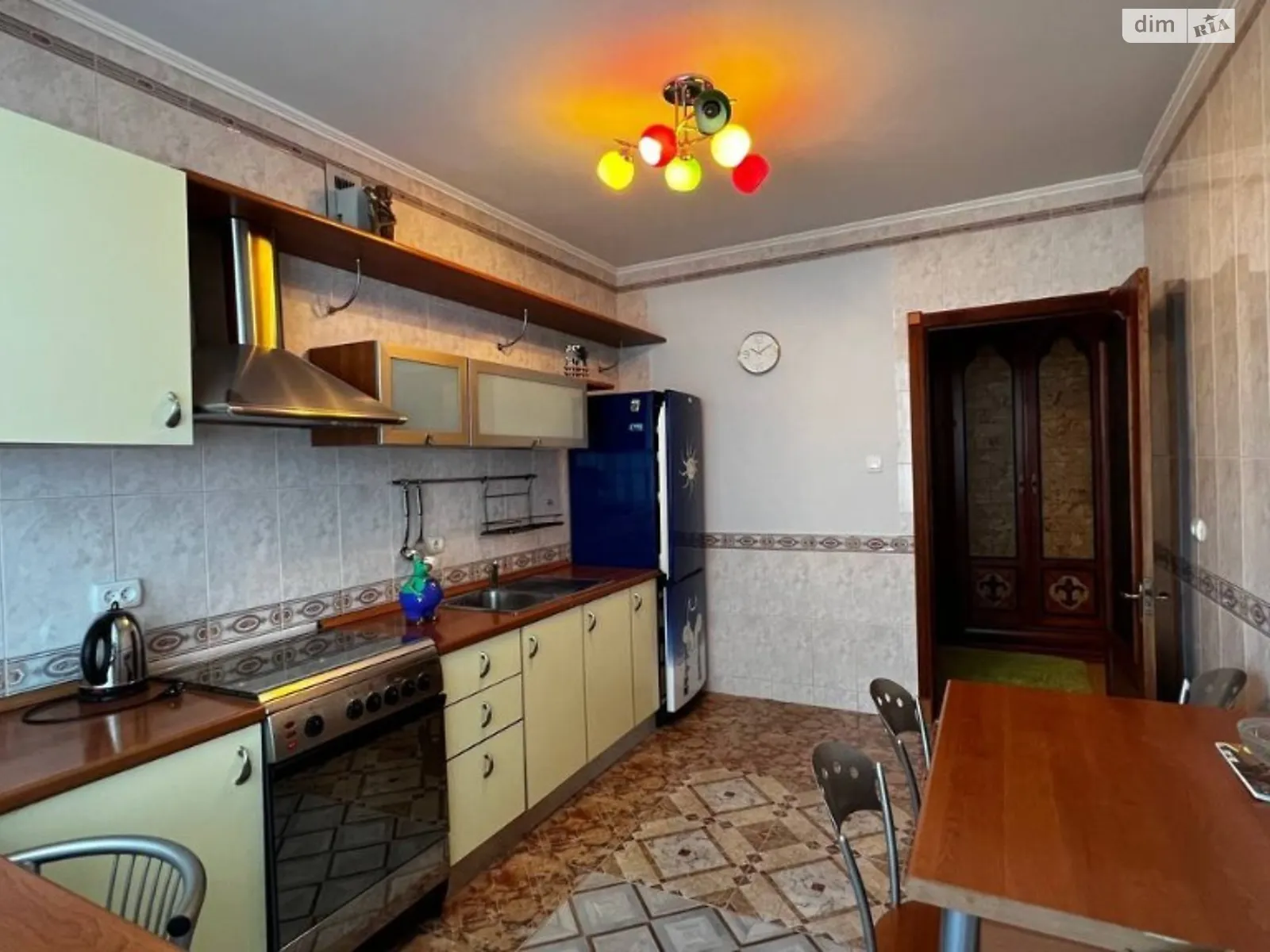 Продается 3-комнатная квартира 104 кв. м в Днепре, пер. Чернышевского, 1А