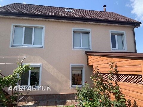 Продається будинок 3 поверховий 130 кв. м з каміном, цена: 120000 $