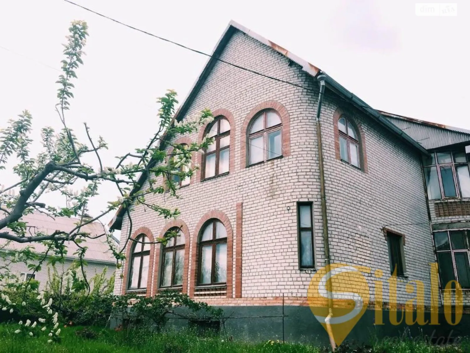 Продається будинок 2 поверховий 485 кв. м з каміном, цена: 130000 $