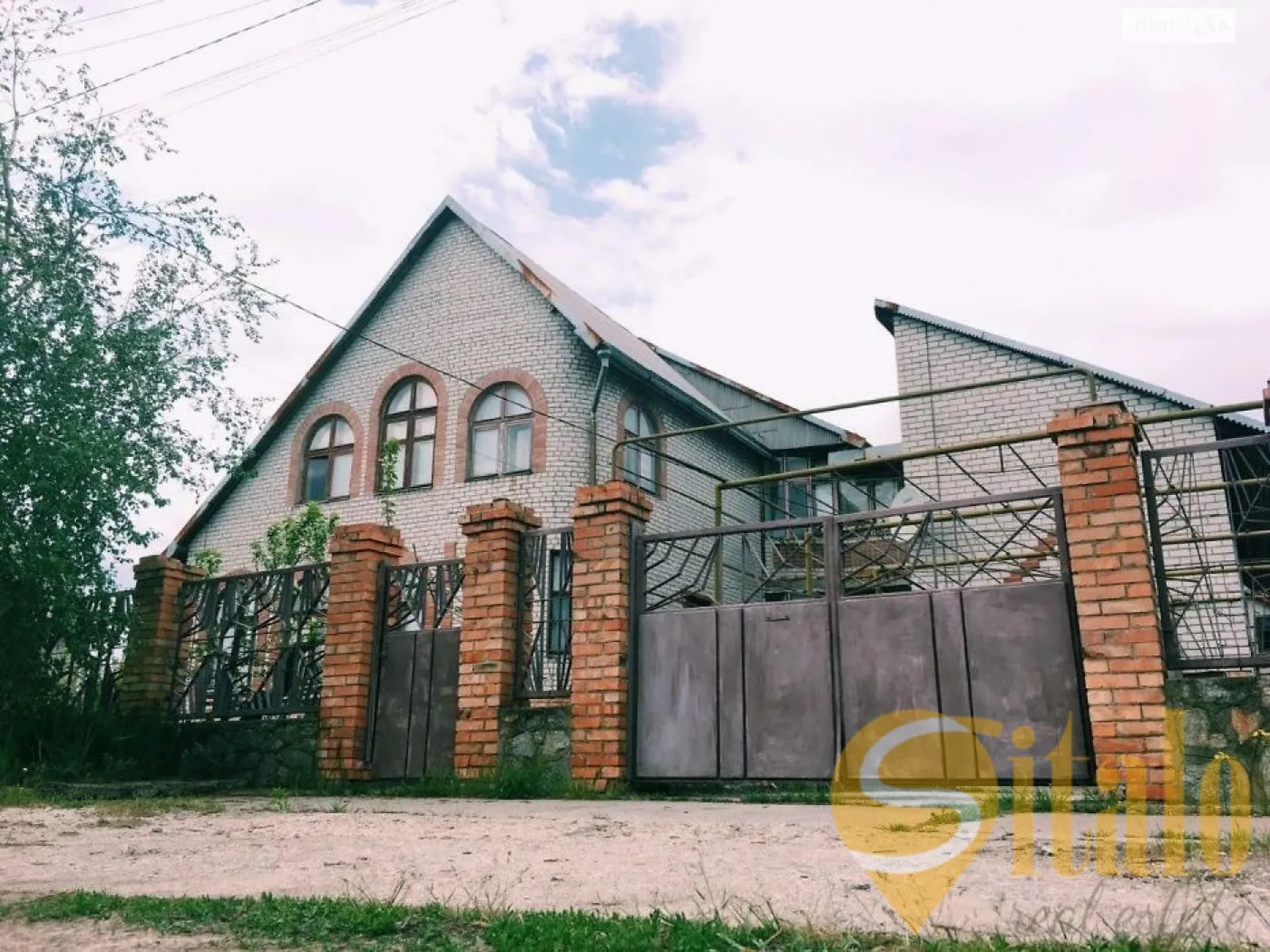 Продається будинок 2 поверховий 485 кв. м з гаражем - фото 2