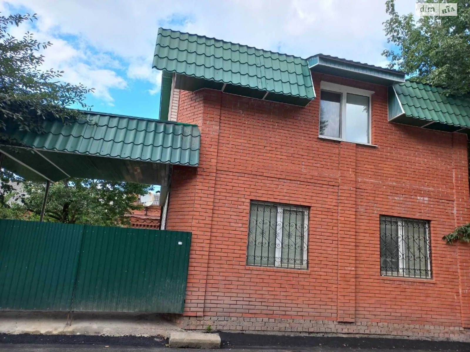 Продається будинок 2 поверховий 150 кв. м з верандою, цена: 50000 $