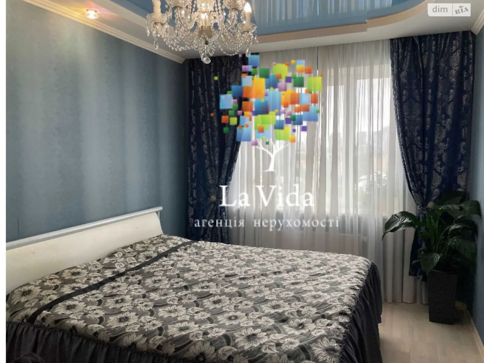 Продается 3-комнатная квартира 100 кв. м в Киеве, пер. Ковальский