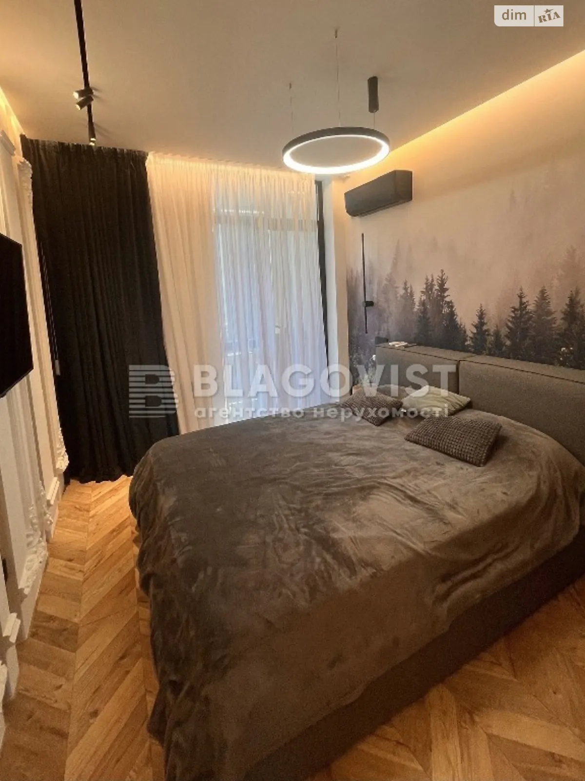 Продается 1-комнатная квартира 48 кв. м в Киеве, бул. Тадея Рыльского, 5 - фото 1