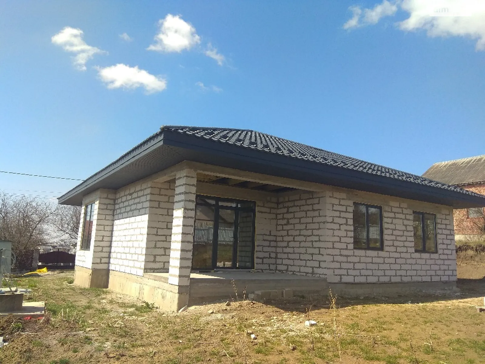 Продается одноэтажный дом 125 кв. м с мансардой, цена: 88000 $ - фото 1