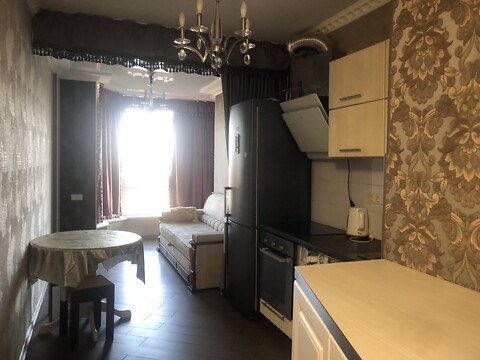 Продается 1-комнатная квартира 42 кв. м в Одессе, ул. Разумовская