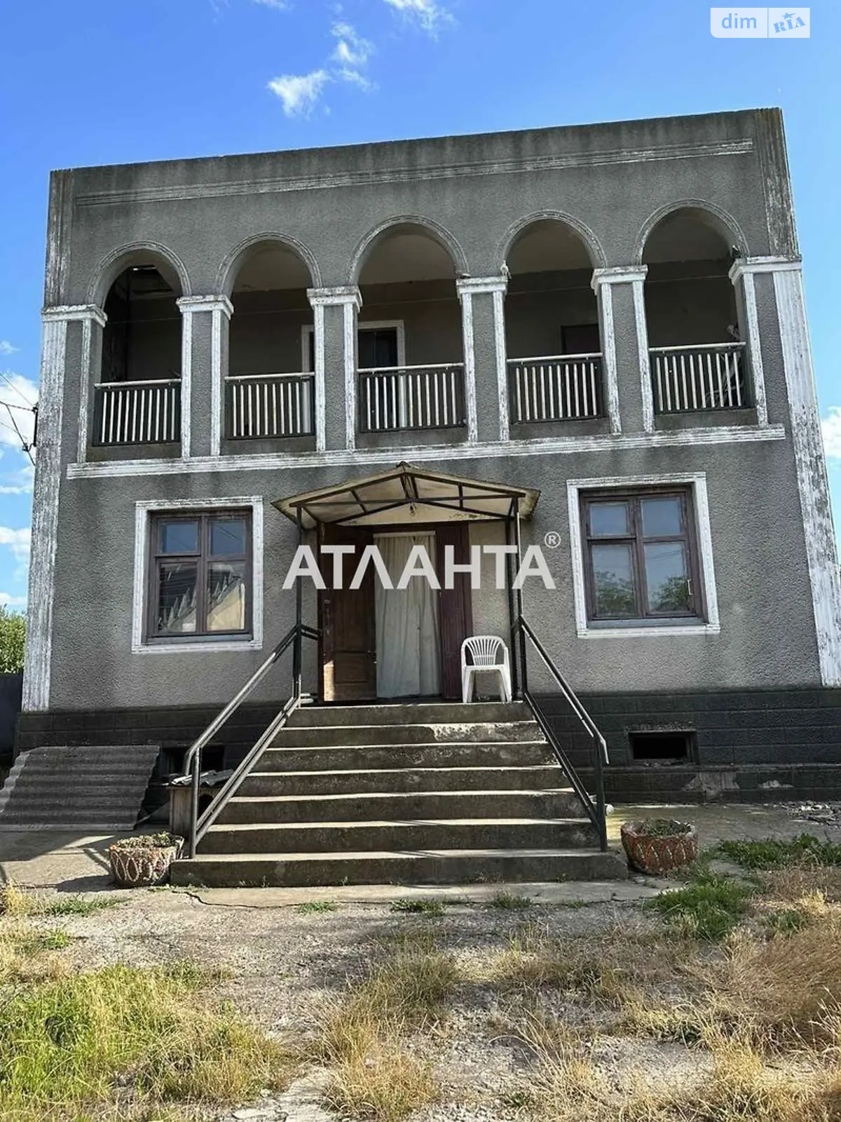 Продается дом на 2 этажа 320 кв. м с мансардой, цена: 120000 $ - фото 1