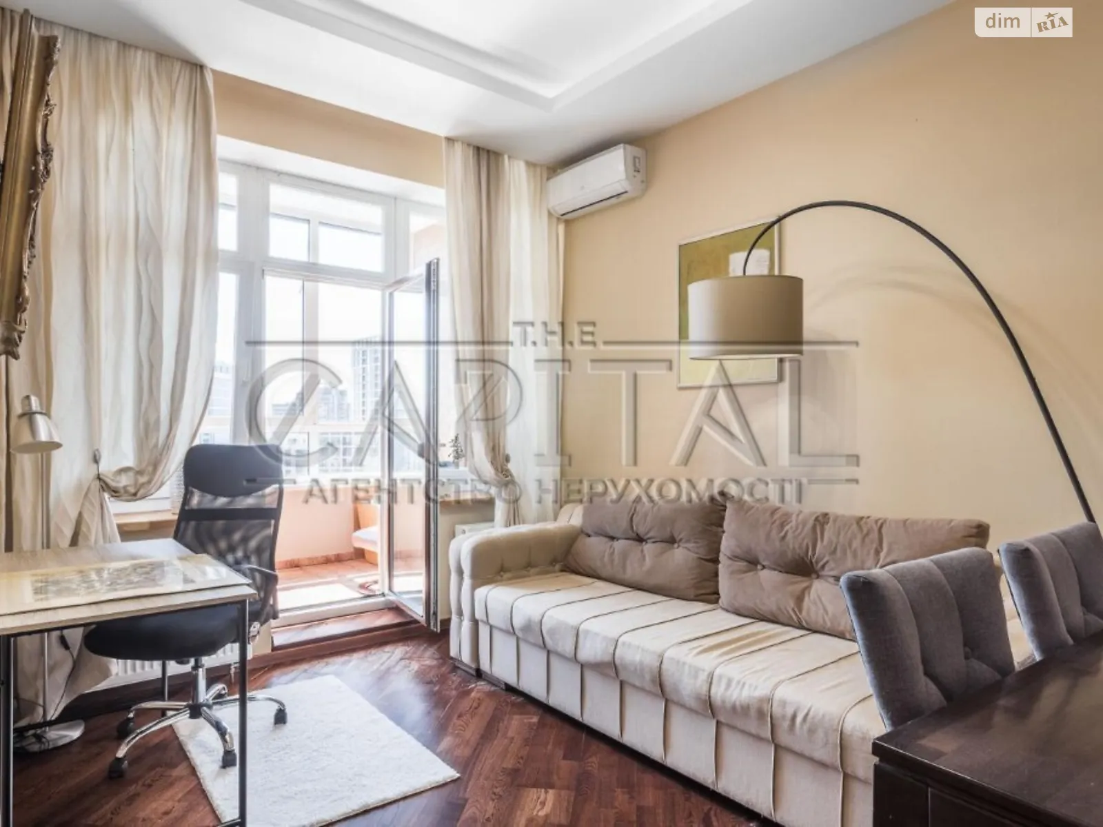 Продается 2-комнатная квартира 85 кв. м в Киеве, ул. Коновальца Евгения, 36