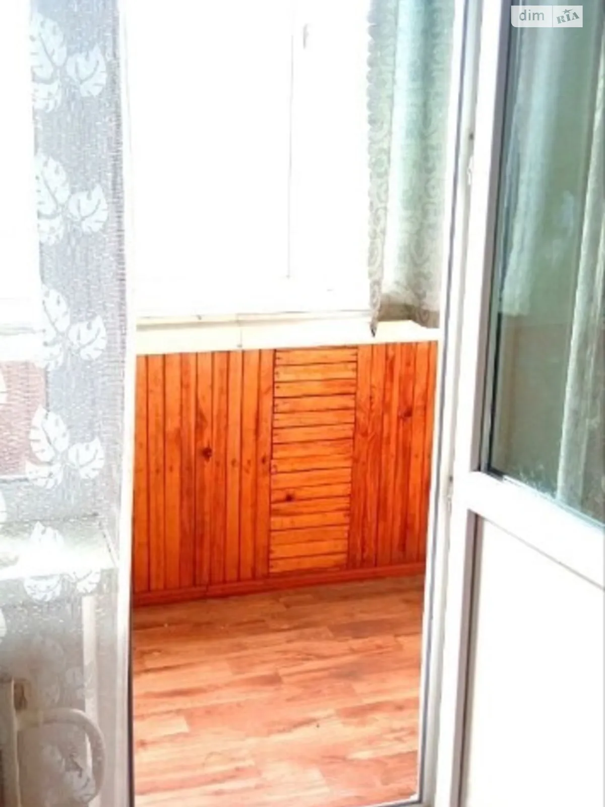 Продается 1-комнатная квартира 43 кв. м в Днепре, цена: 33000 $