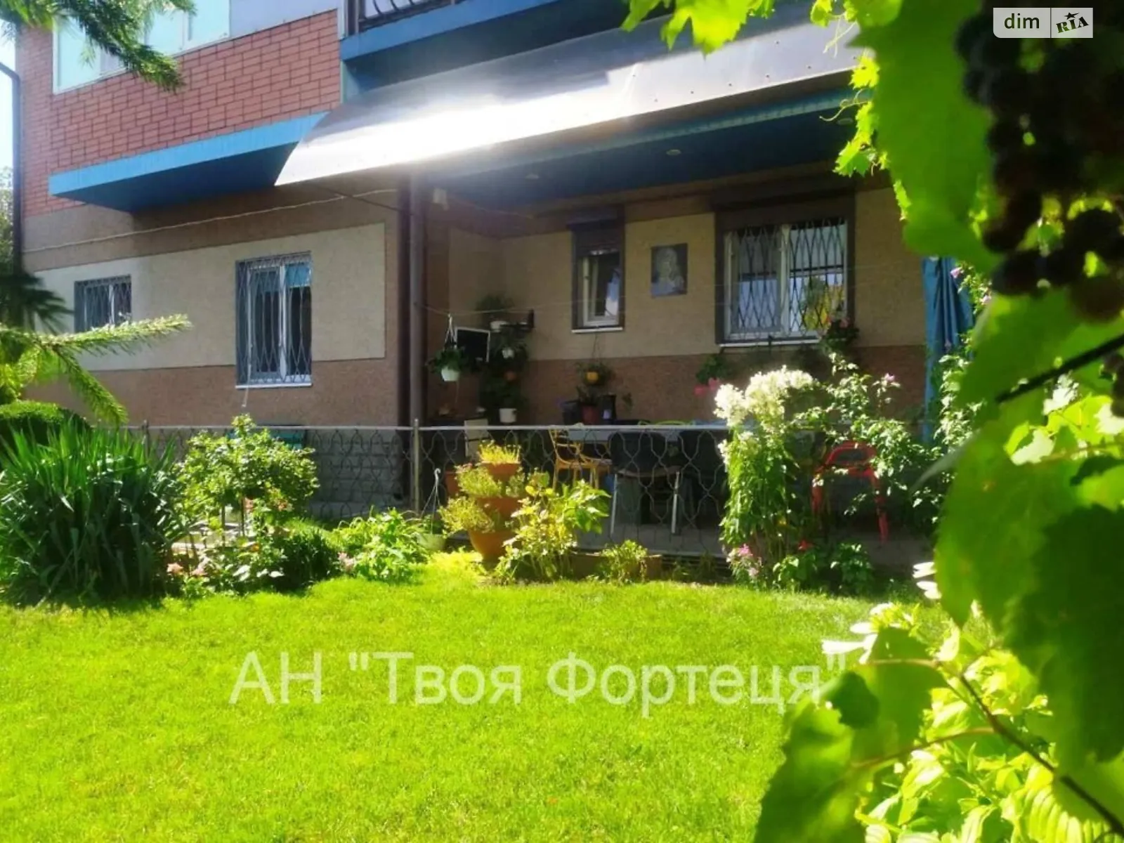 Продається будинок 2 поверховий 139 кв. м з бесідкою, цена: 175000 $