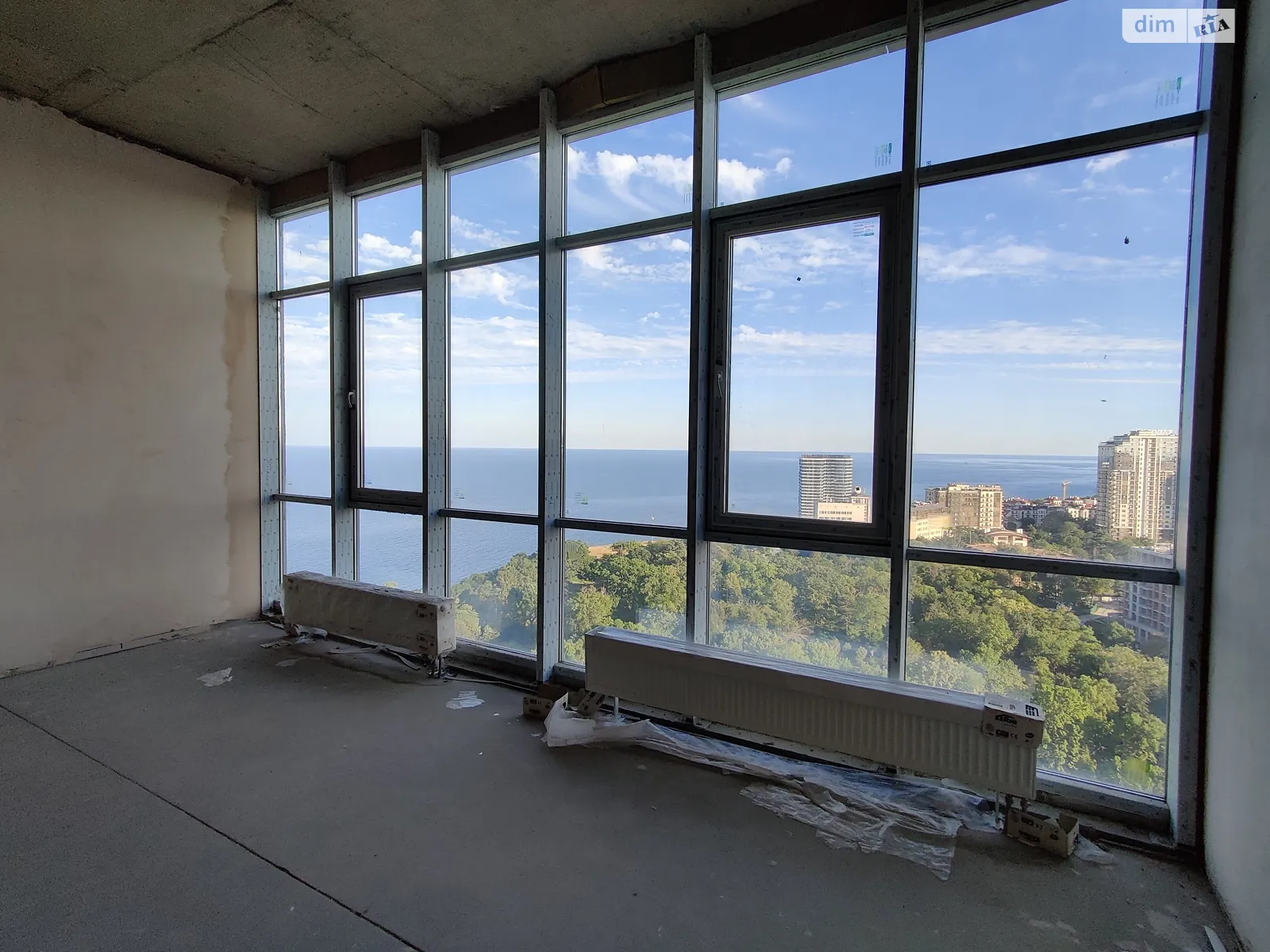 Продается 4-комнатная квартира 311 кв. м в Одессе, бул. Французский - фото 1