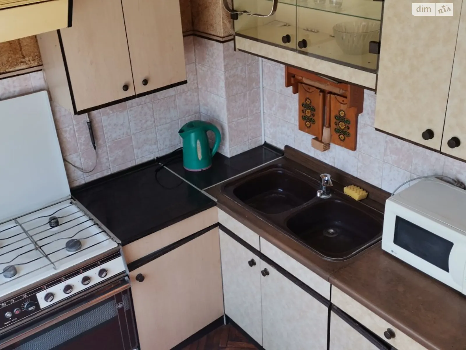 Продается 1-комнатная квартира 33 кв. м в Харькове, цена: 18500 $