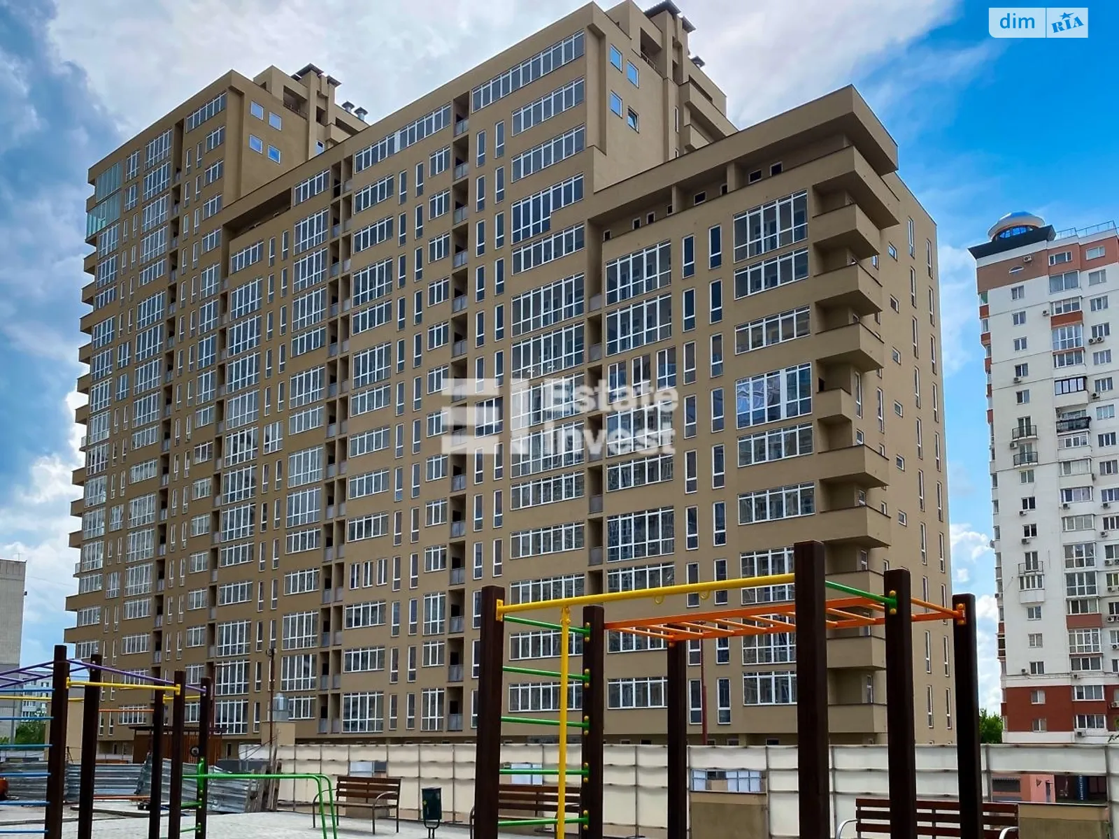 Продается 2-комнатная квартира 74 кв. м в Харькове, ул. Клочковская, 117 - фото 1