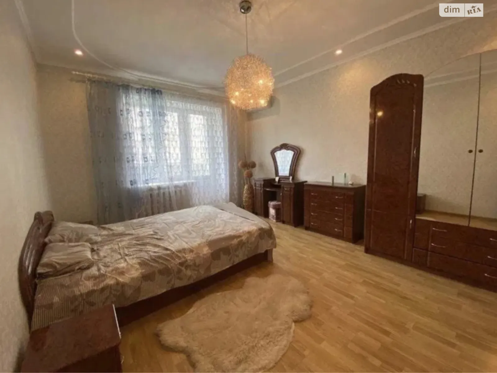 Продается 2-комнатная квартира 60 кв. м в Киеве, ул. Северная, 6