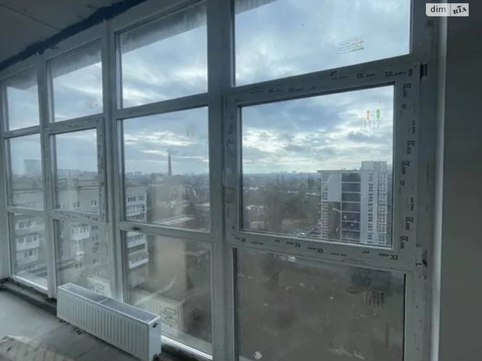 Продается 2-комнатная квартира 46.7 кв. м в Одессе, ул. Гераневая