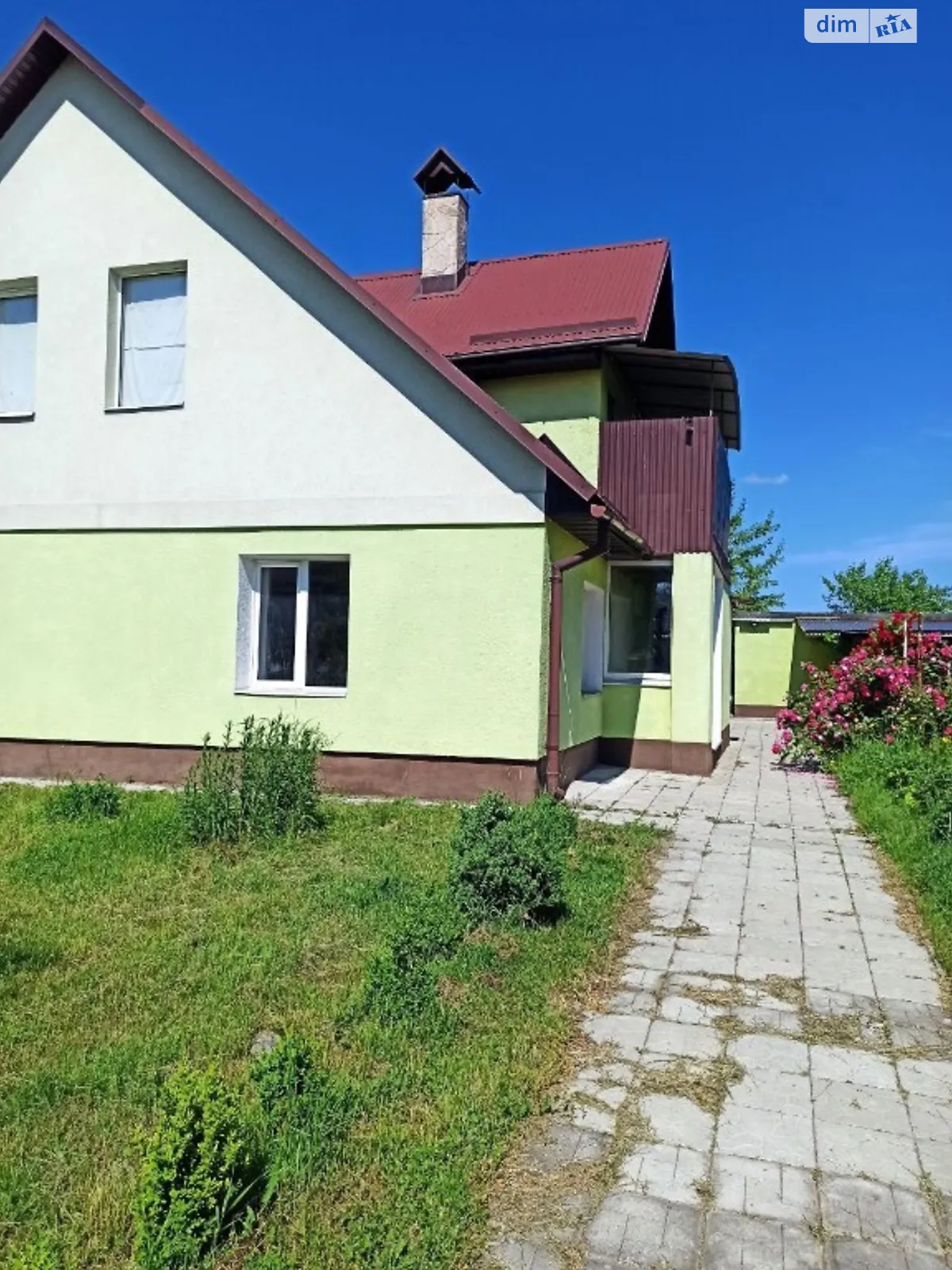 Продается дом на 2 этажа 200 кв. м с камином, цена: 120000 $ - фото 1