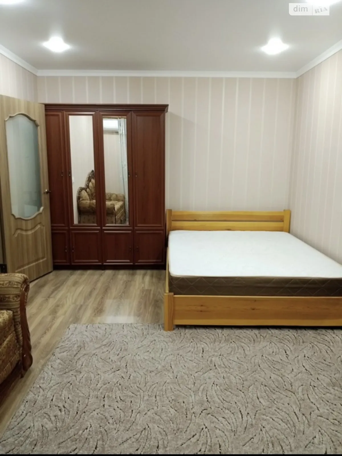 Сдается в аренду 1-комнатная квартира 40 кв. м в Хмельницком - фото 2
