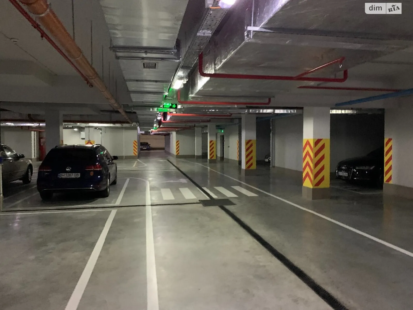 Продается подземный паркинг универсальный на 18 кв. м - фото 3