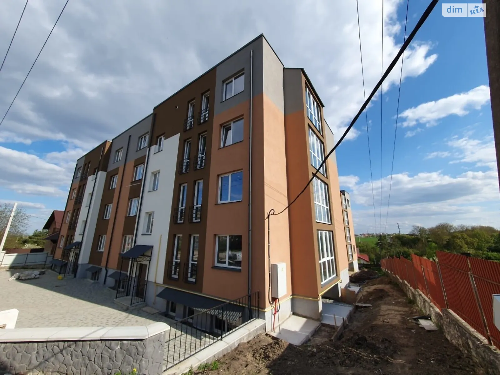 Продается 2-комнатная квартира 67 кв. м в Байковцах, цена: 34000 $