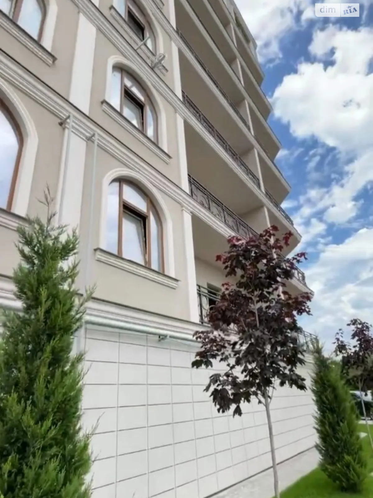 Продается 1-комнатная квартира 27.2 кв. м в Одессе, ул. 10-я Линия Дачи Ковалевского, 91