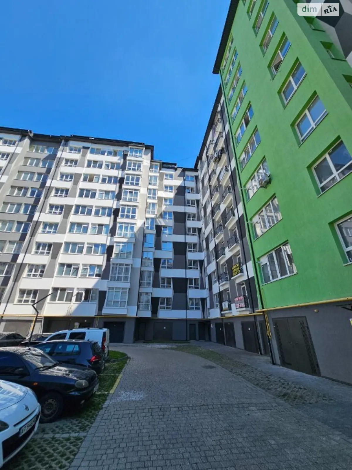 Продается 2-комнатная квартира 68.2 кв. м в Ивано-Франковске, ул. Пасечная - фото 1
